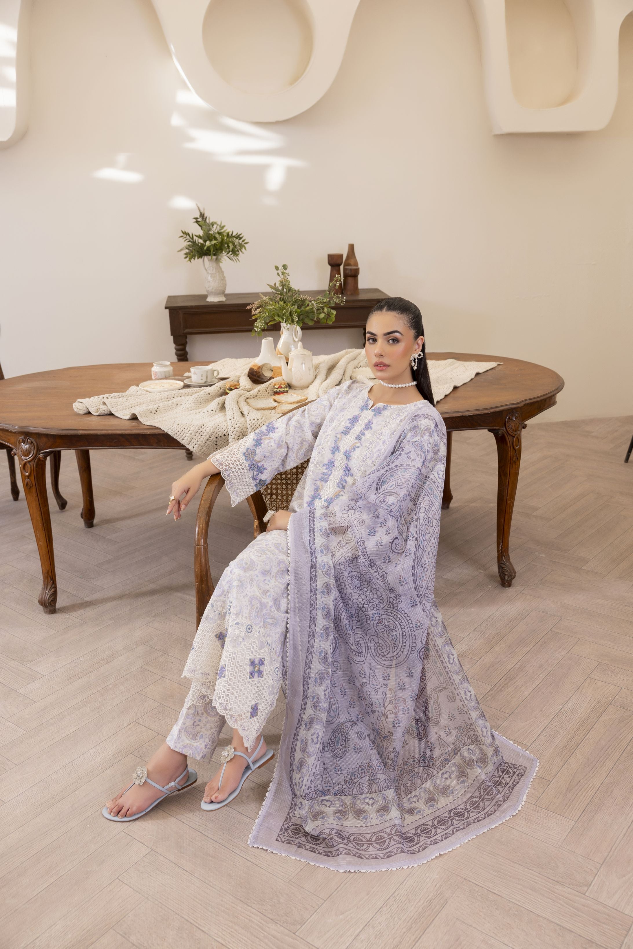 Mohagni Ready to Wear Embroidered Lawn 3pc Suit in Lilac Blue SLM8