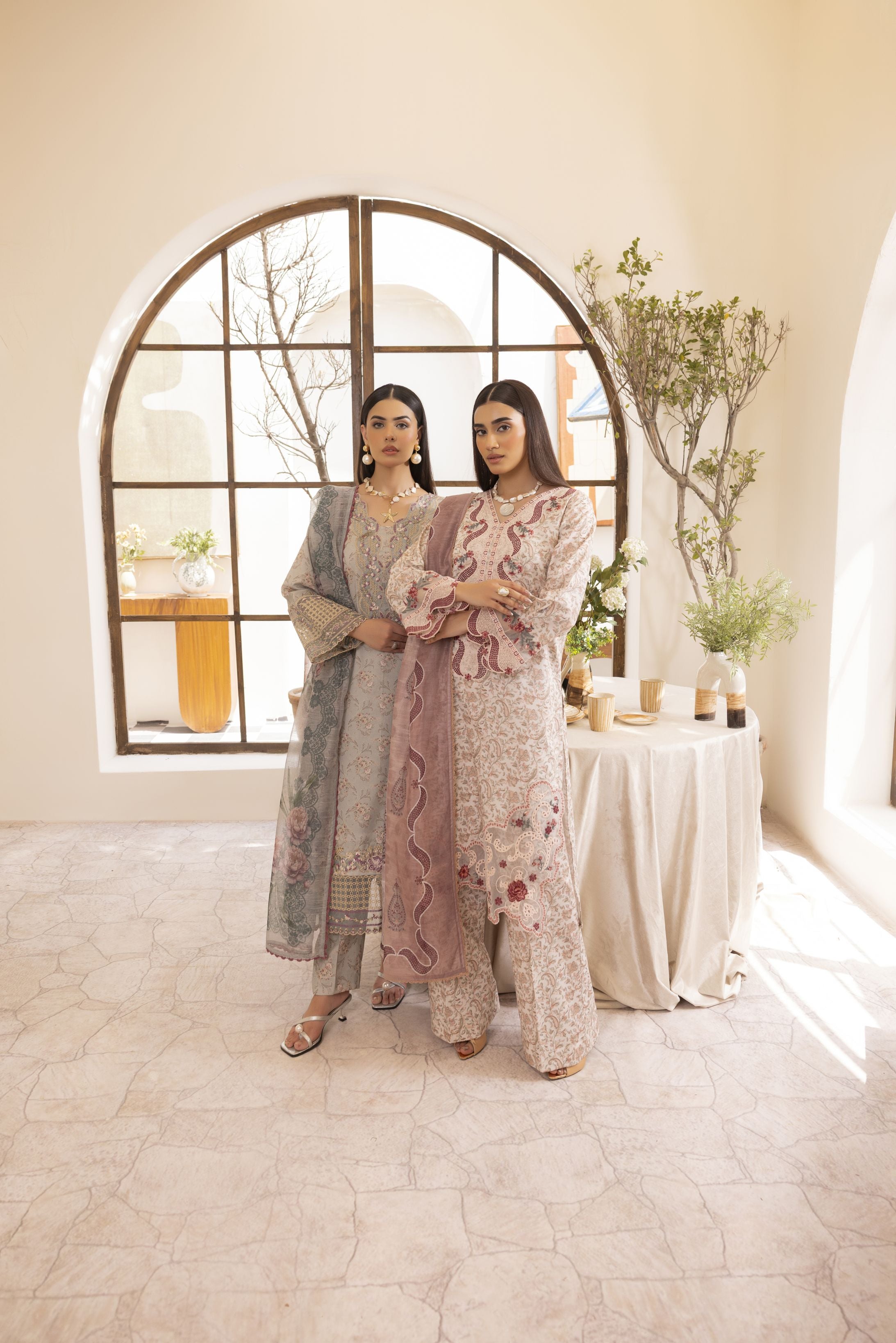 Mohagni Ready to Wear Embroidered Lawn 3pc Suit with Printed Dupatta SLM1