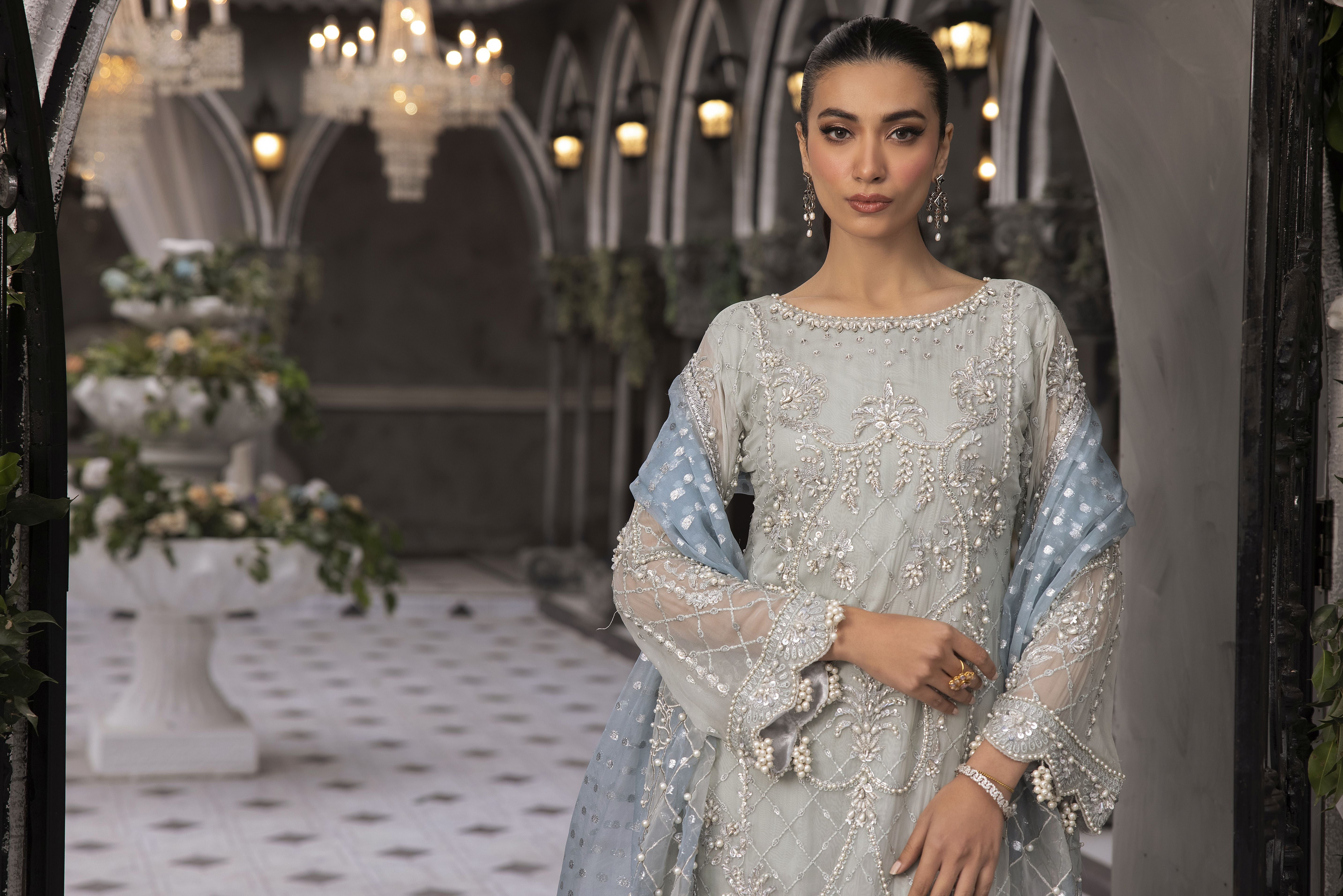 Mona Ready to Wear Esme Collection ME3