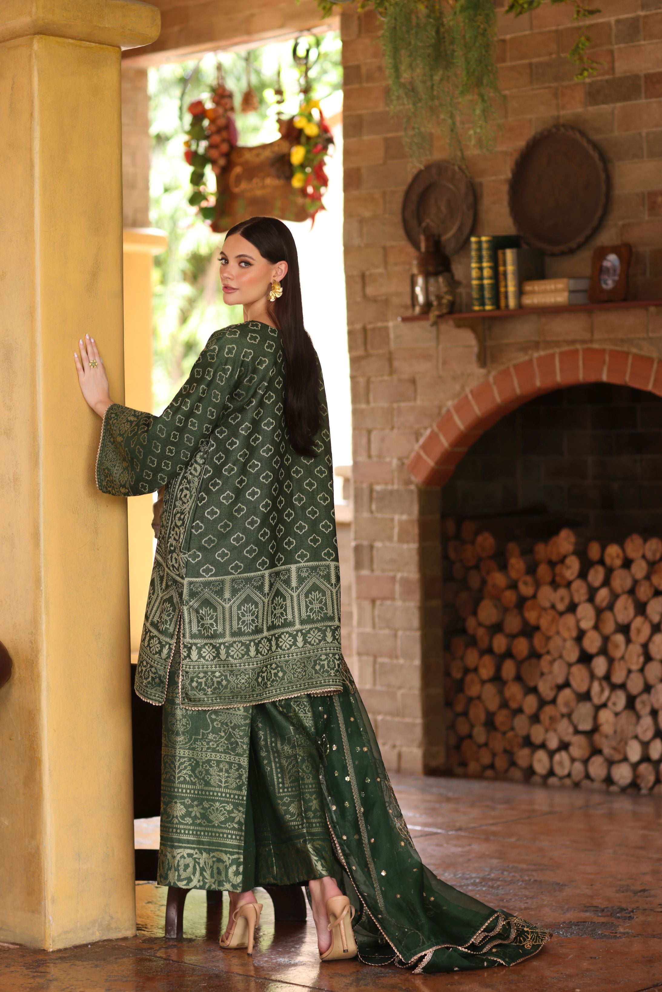 Serene by Mohagni Dyed Jacquard Embellished 3-Piece Suit SBM1