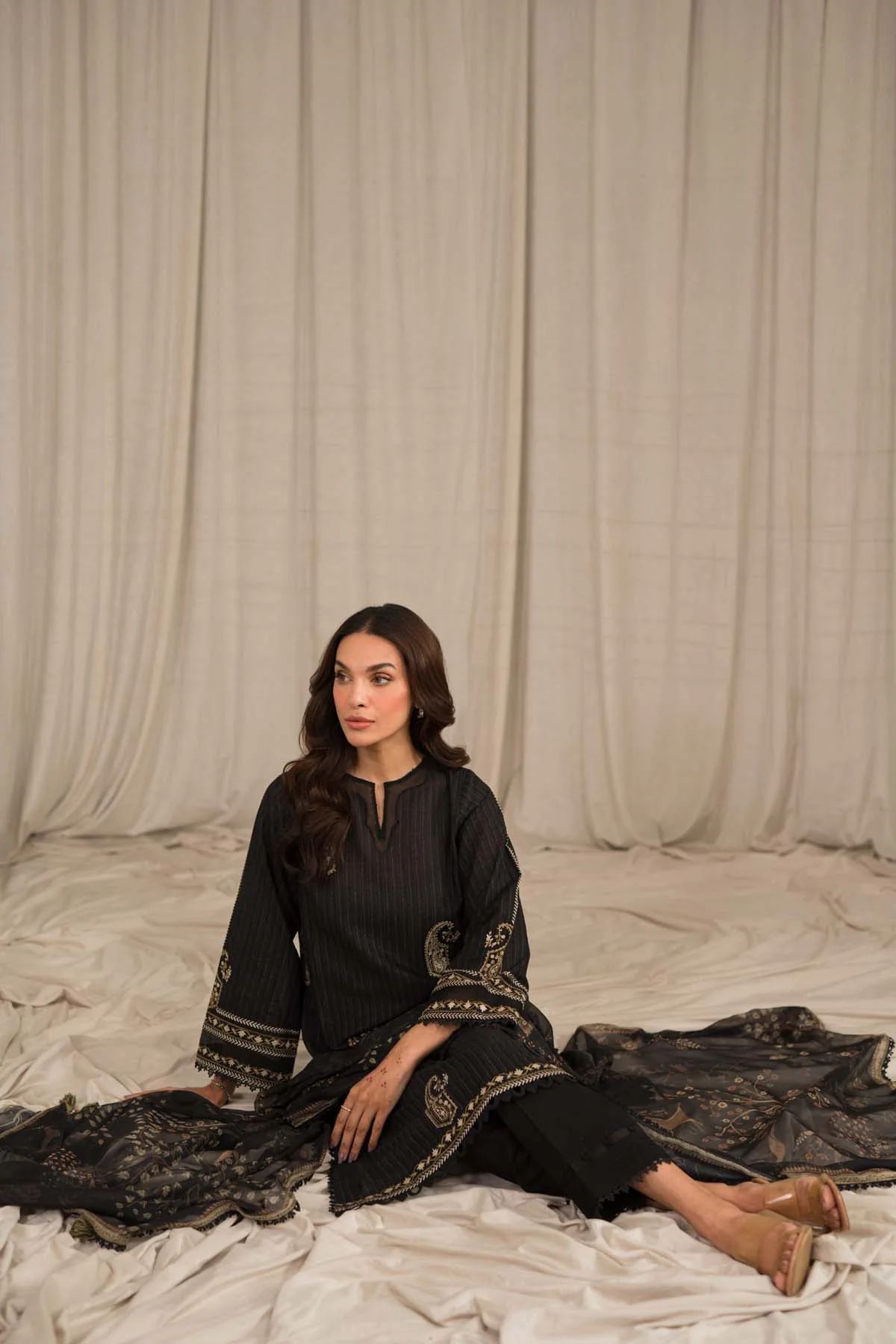 Mirage by Sahar Textured 3 Lawn TL-L1-02