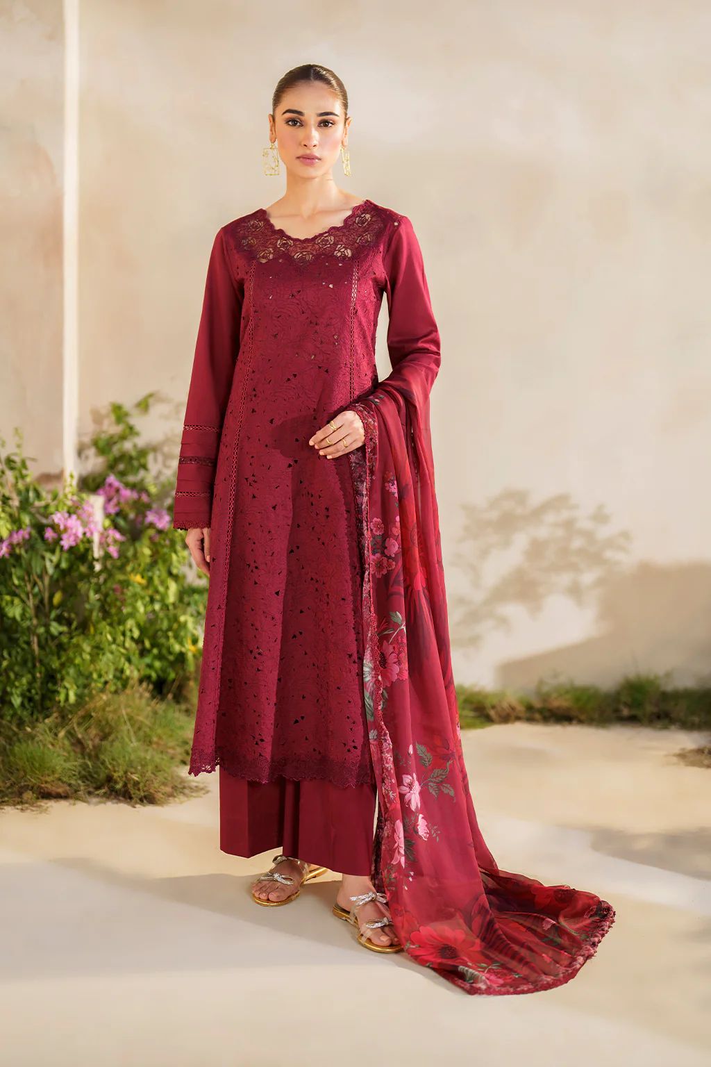 IZNIK Festive Lawn SFL-02