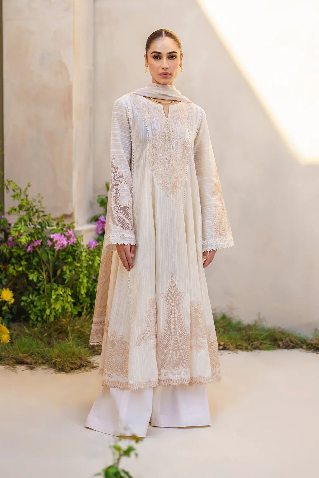 IZNIK Festive Lawn SFL-03