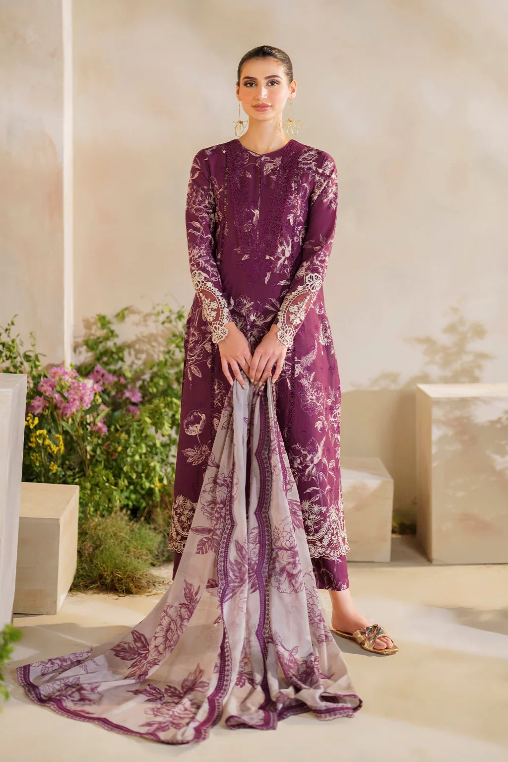 IZNIK Festive Lawn SFL-04