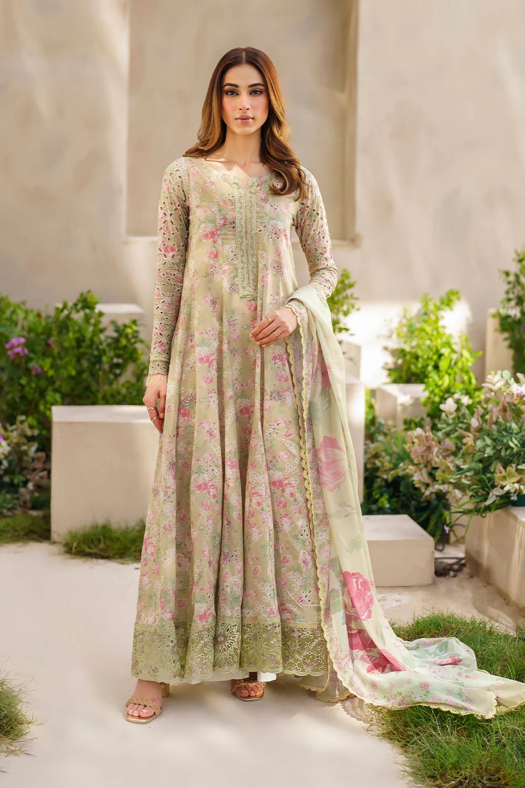 IZNIK Festive Lawn SFL-05