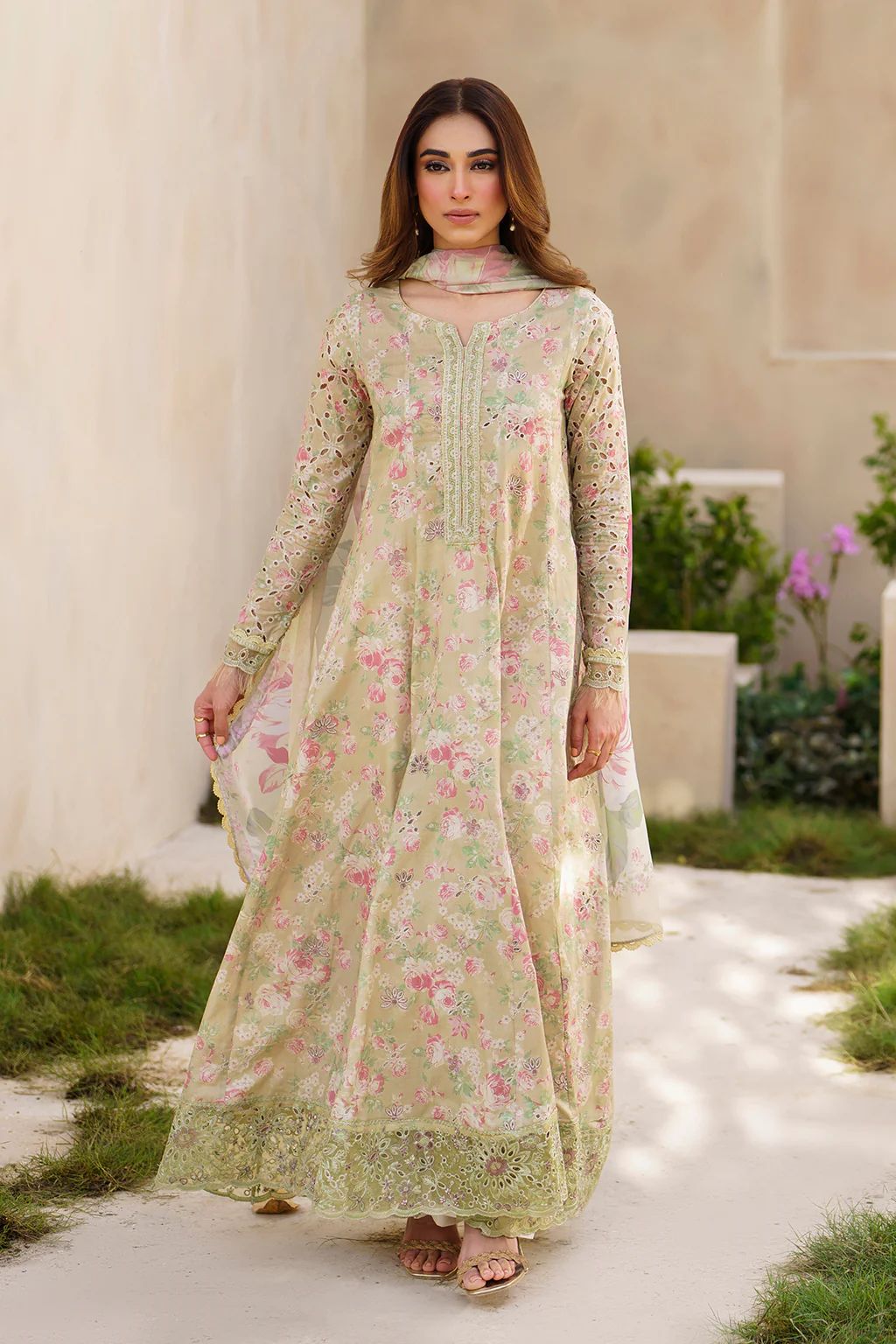 IZNIK Festive Lawn SFL-05