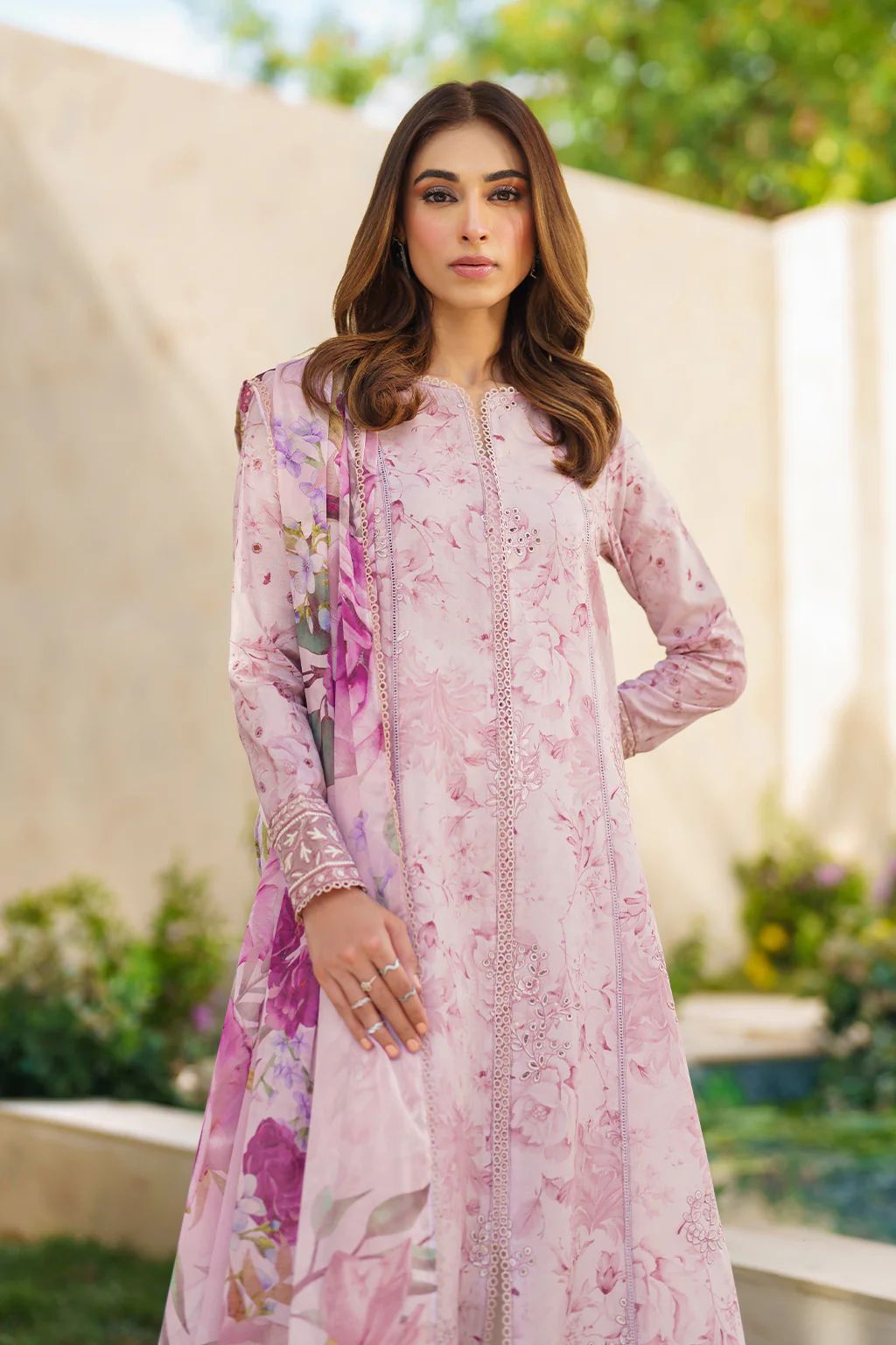 IZNIK Festive Lawn SFL-06