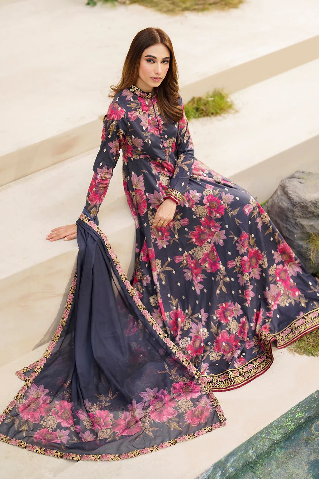 IZNIK Festive Lawn SFL-12
