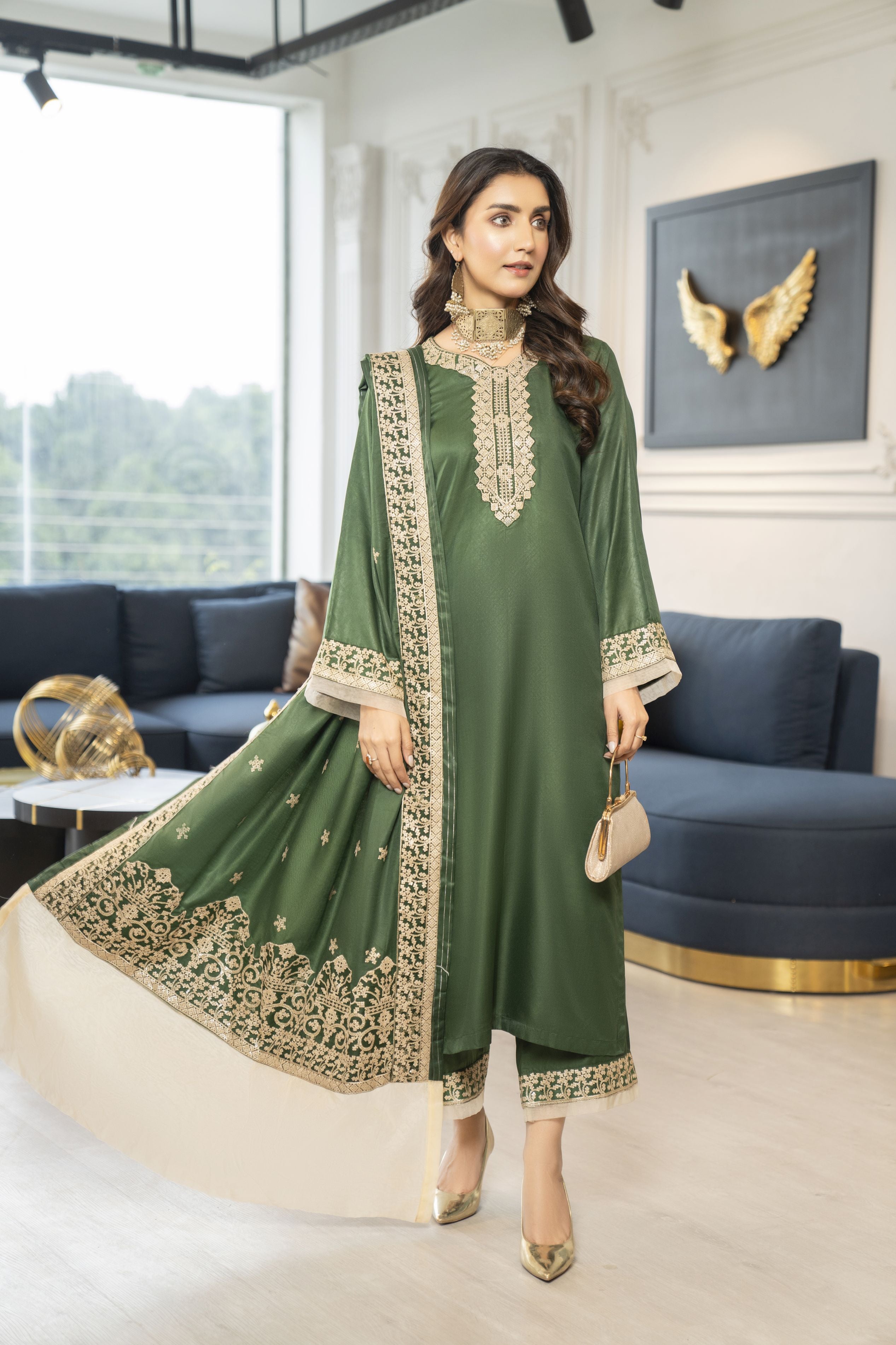 Pashmina Winter Shawl Collection by Sakeena Hasan SHP5