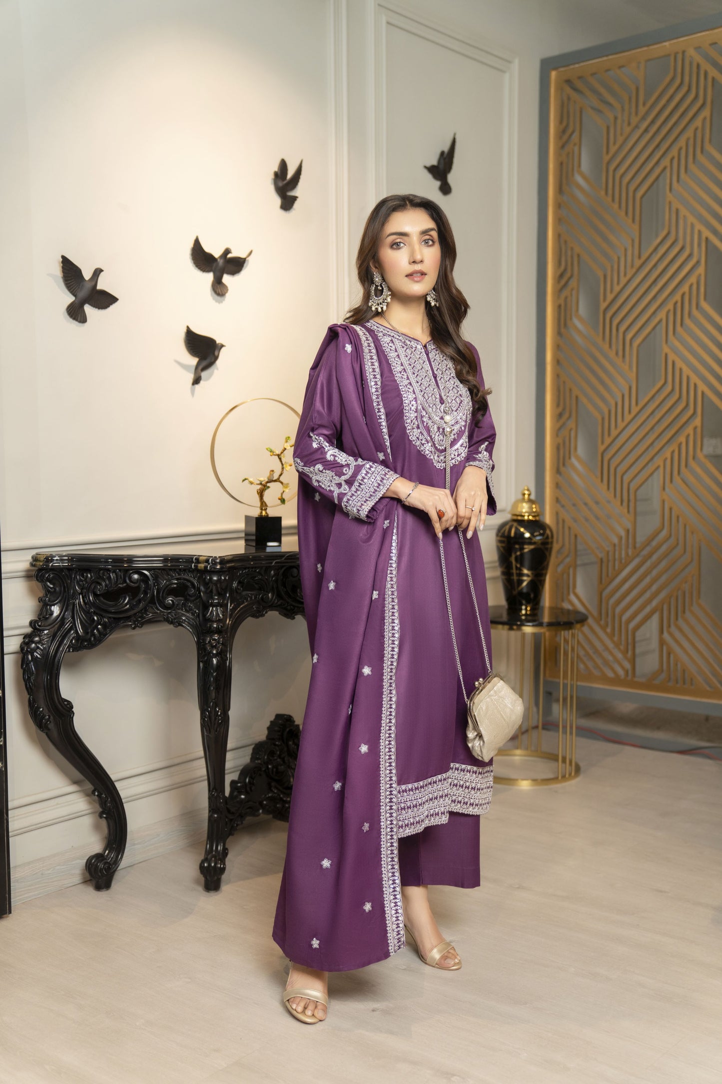 Pashmina Winter Shawl Collection by Sakeena Hasan SHP7
