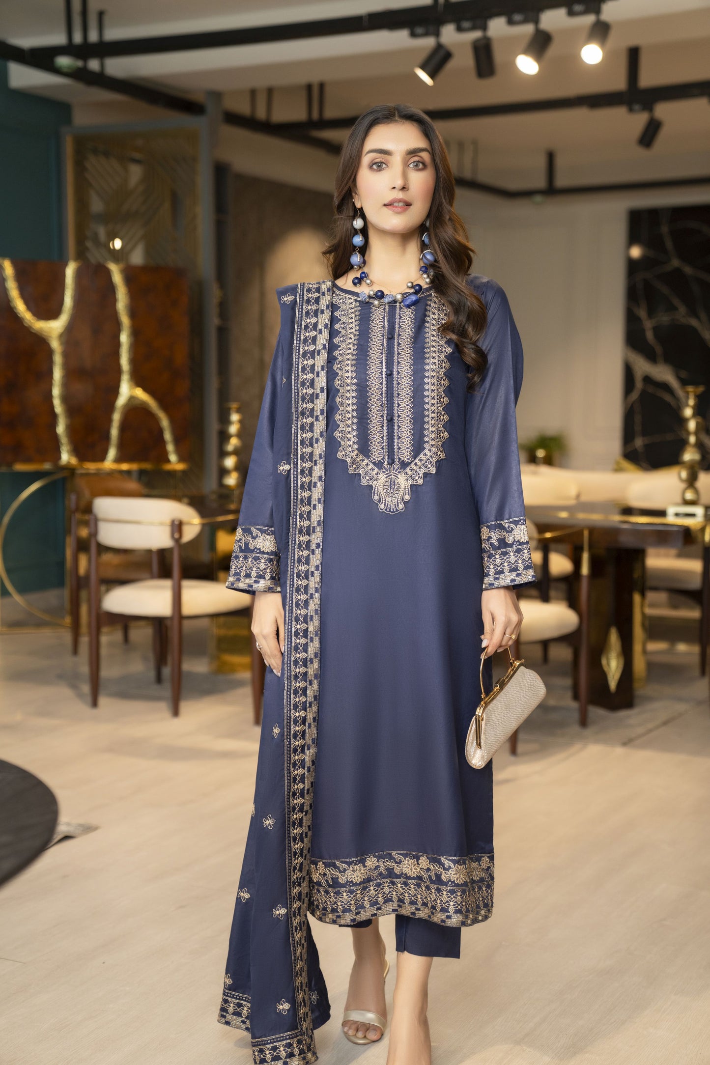 Pashmina Winter Shawl Collection by Sakeena Hasan SHP8