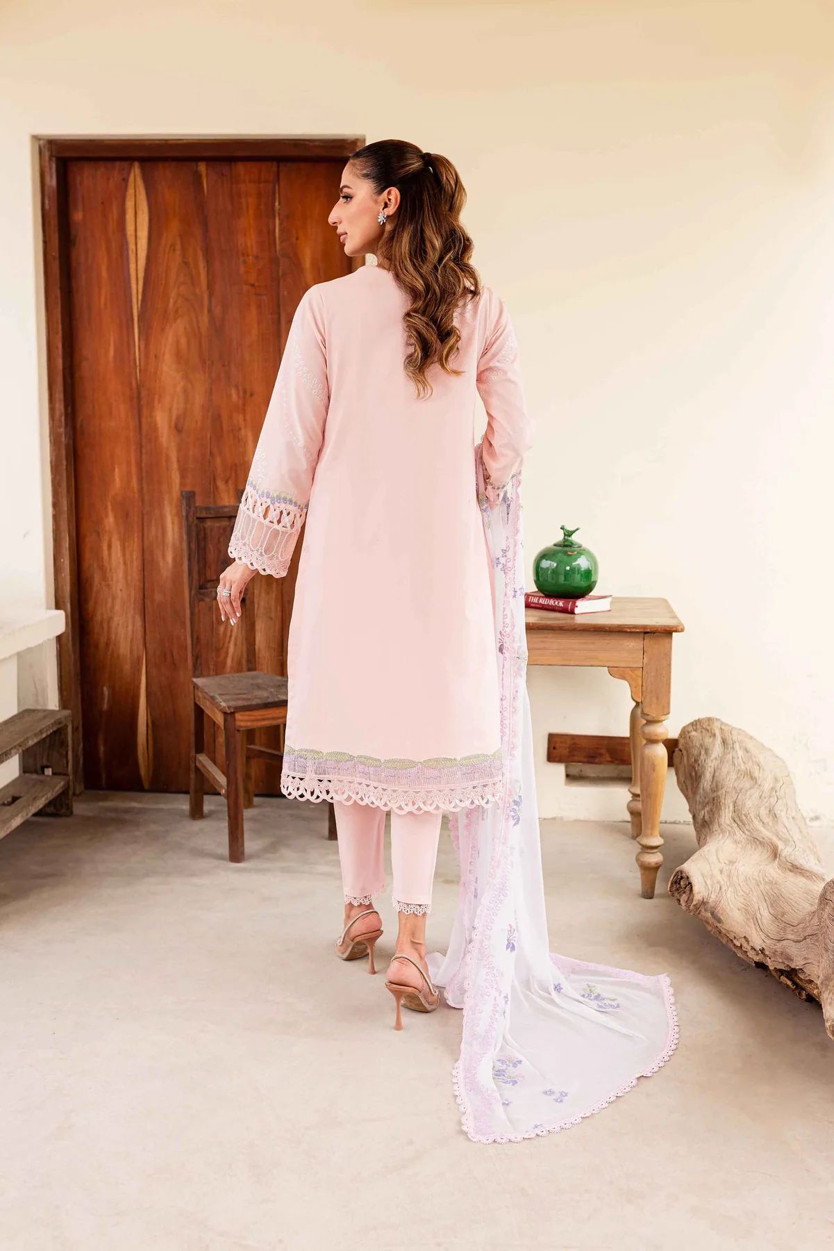 Shiree '24 Premium Lawn by Sable Rose Garden SSC-02-24