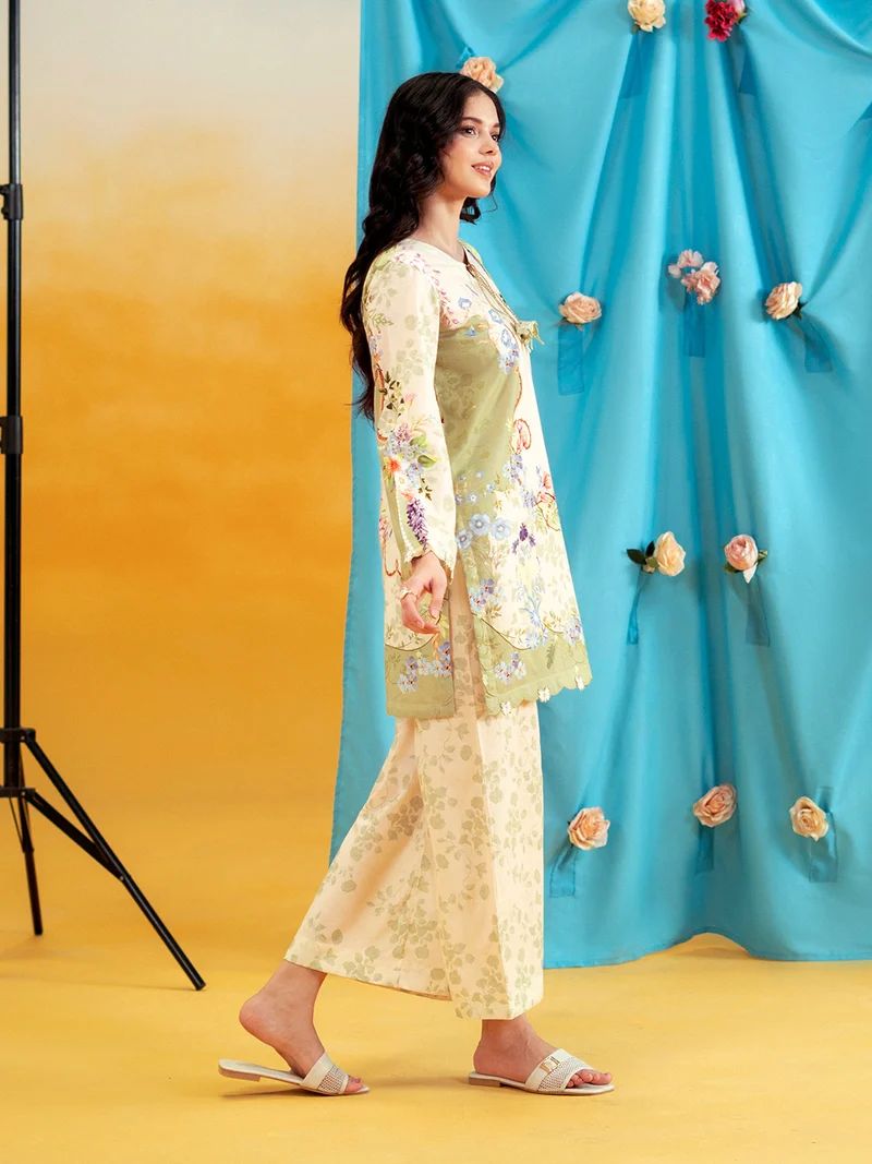 Aabpara 2pc Ivory Floral Pure Lawn Palazzo Suit – ROZ3