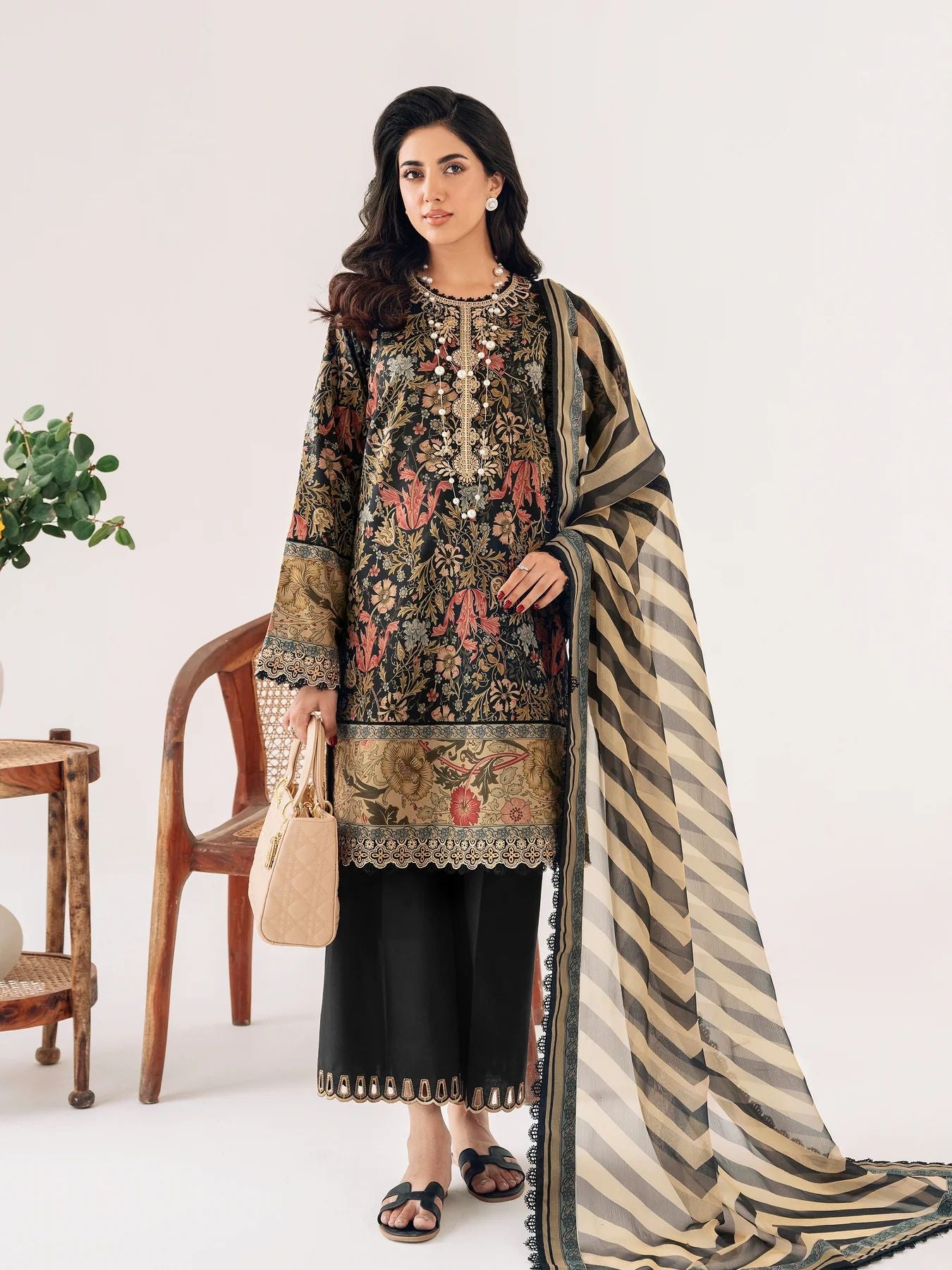 Sable 3pc Luxury Casual V7