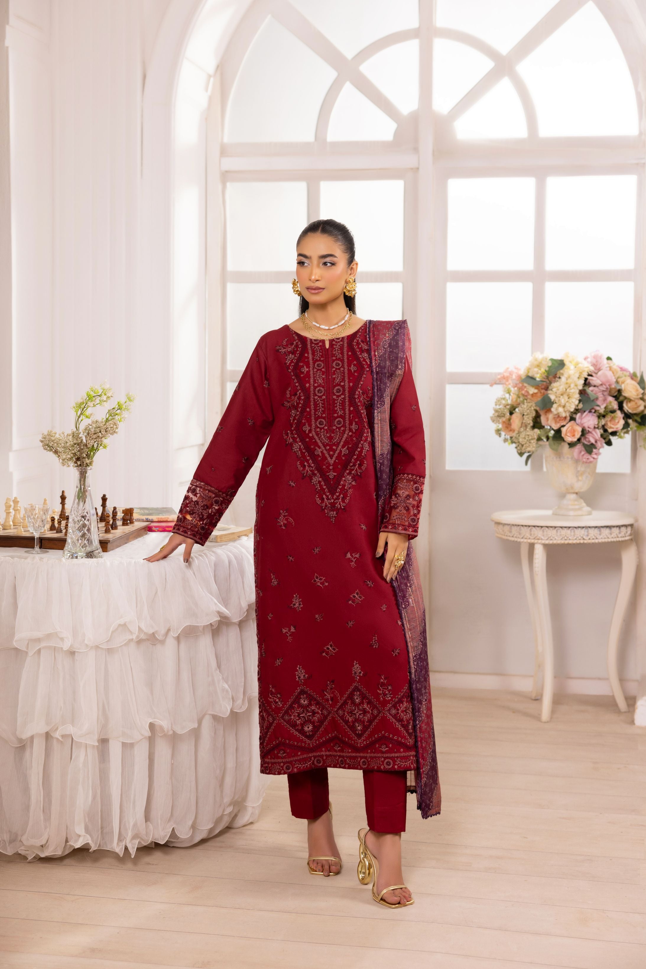 Lawn Breeze by Mohagni – 3pc Ready to Wear Cotton Suit LMB1