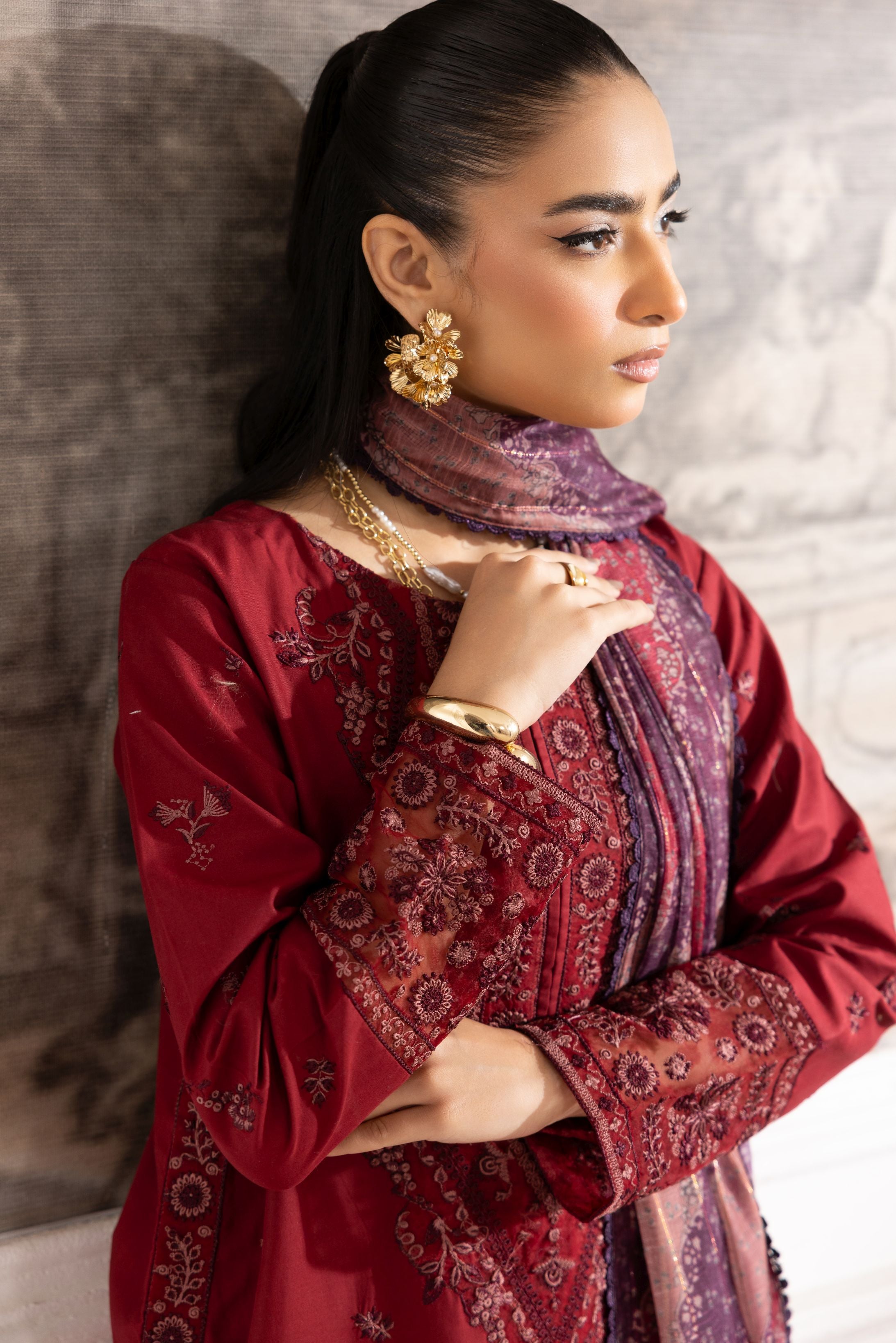 Lawn Breeze by Mohagni – 3pc Ready to Wear Cotton Suit LMB1