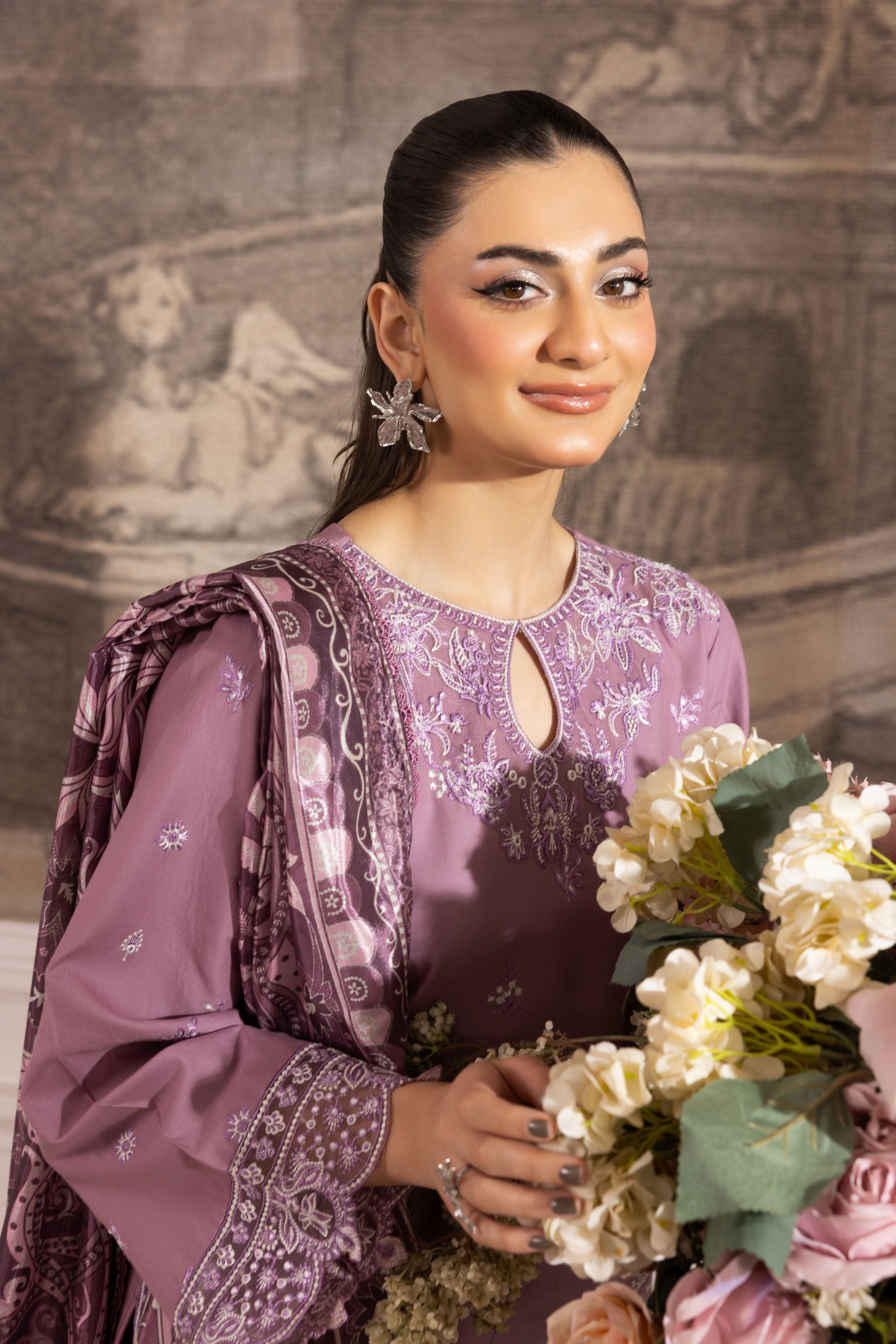 Lawn Breeze by Mohagni – 3pc Ready to Wear Cotton Summer Suit LMB2