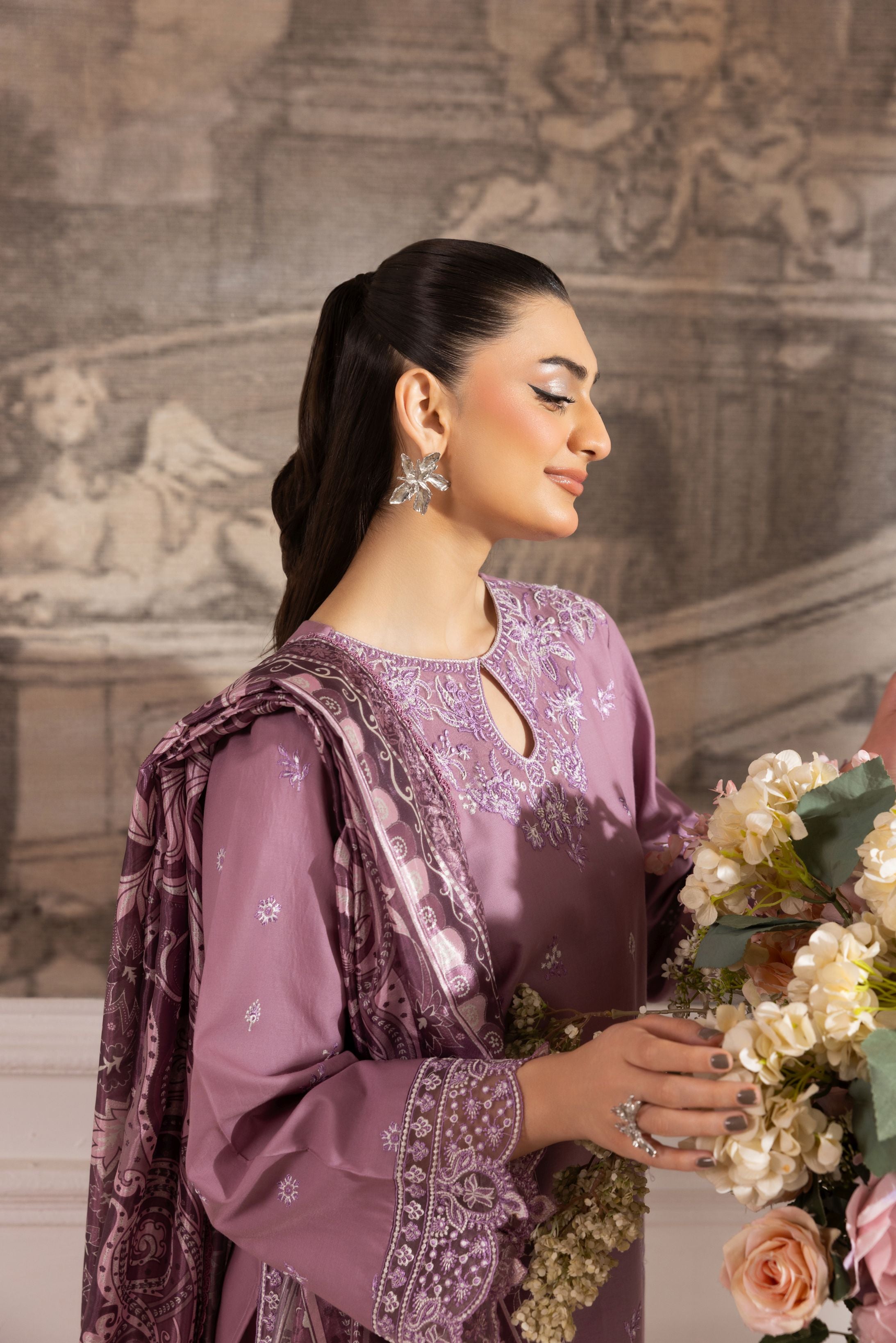 Lawn Breeze by Mohagni – 3pc Ready to Wear Cotton Summer Suit LMB2