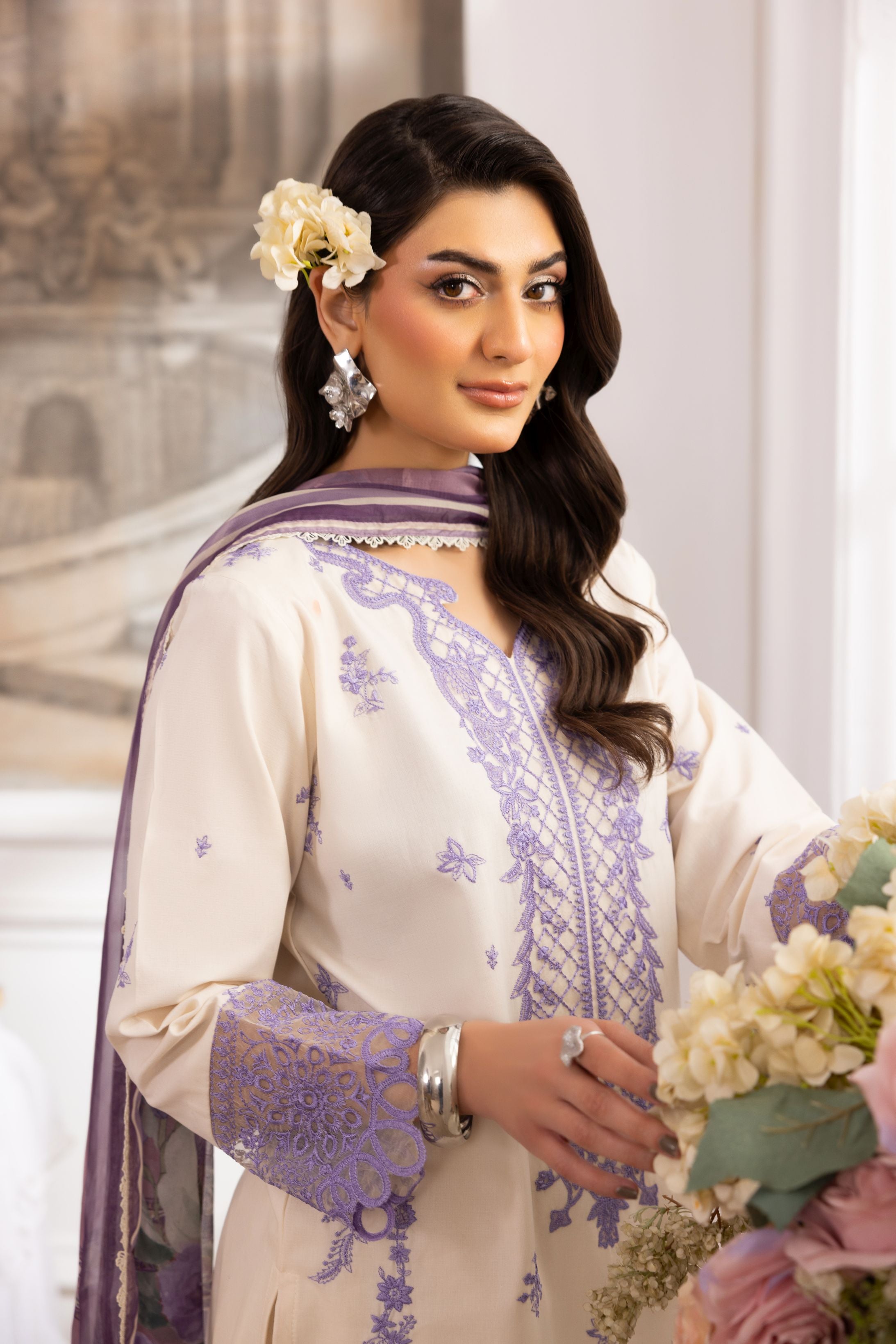 Lawn Breeze by Mohagni – 3pc Ready to Wear Cotton Suit LMB7