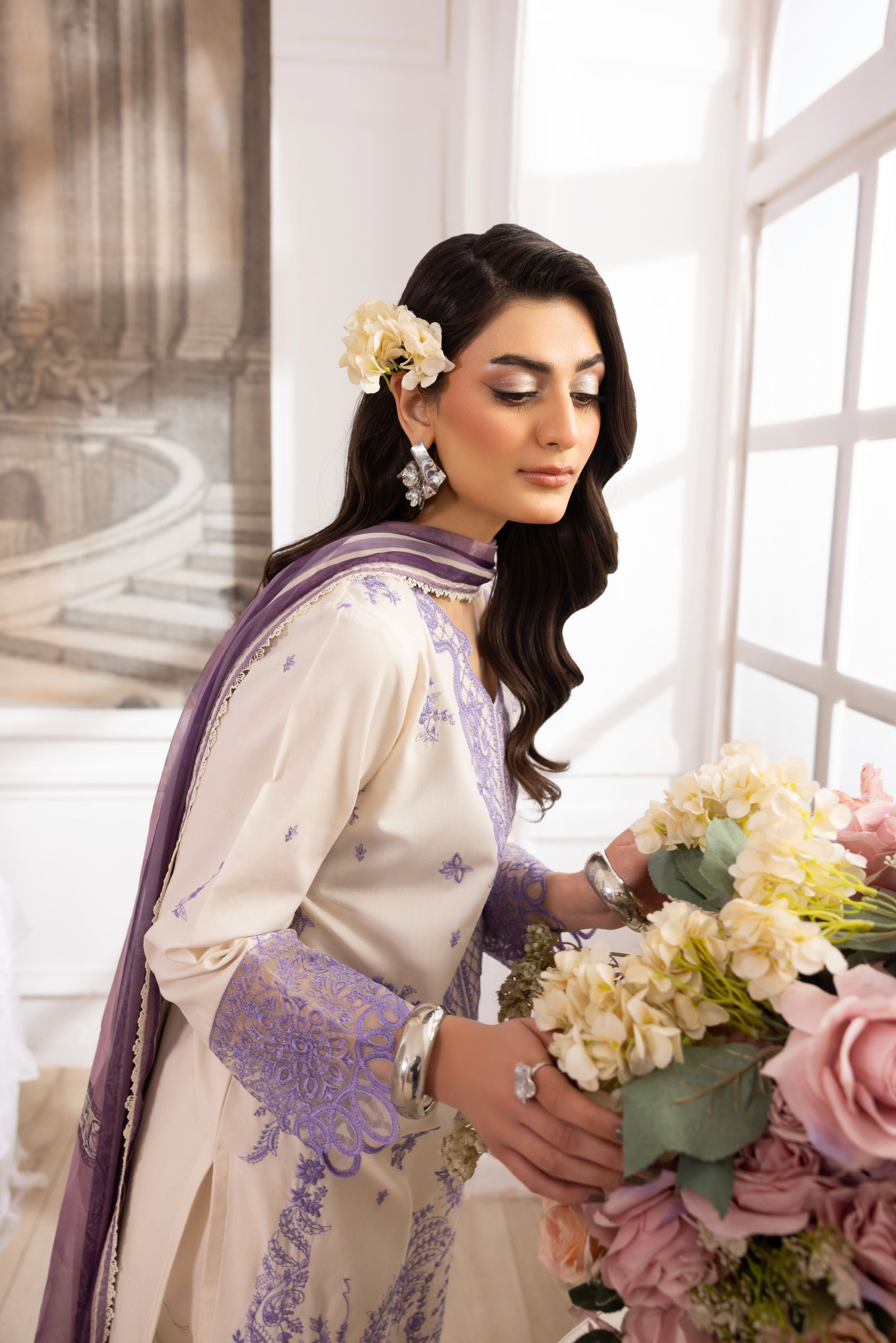 Lawn Breeze by Mohagni – 3pc Ready to Wear Cotton Suit LMB7