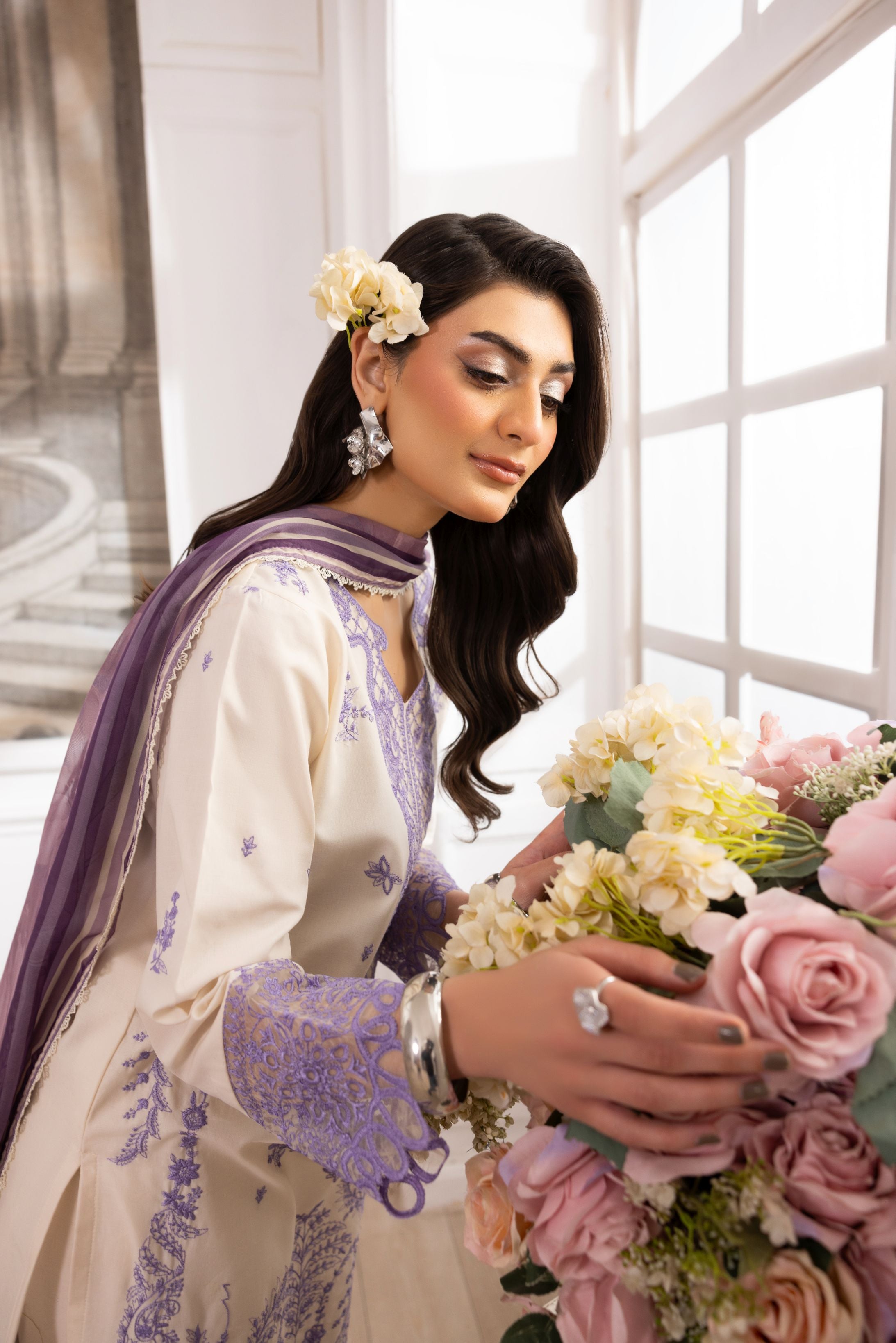 Lawn Breeze by Mohagni – 3pc Ready to Wear Cotton Suit LMB7