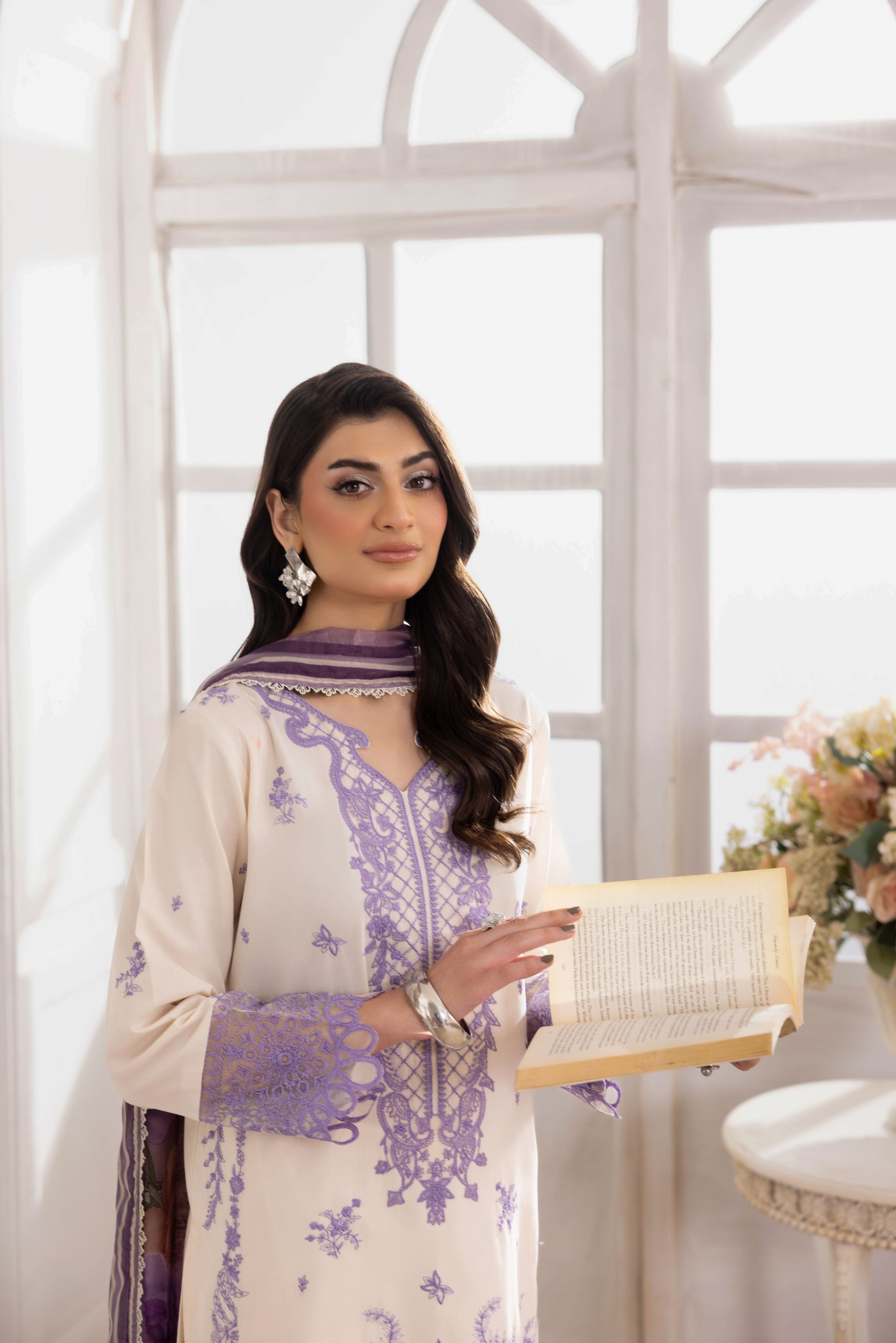 Lawn Breeze by Mohagni – 3pc Ready to Wear Cotton Suit LMB7