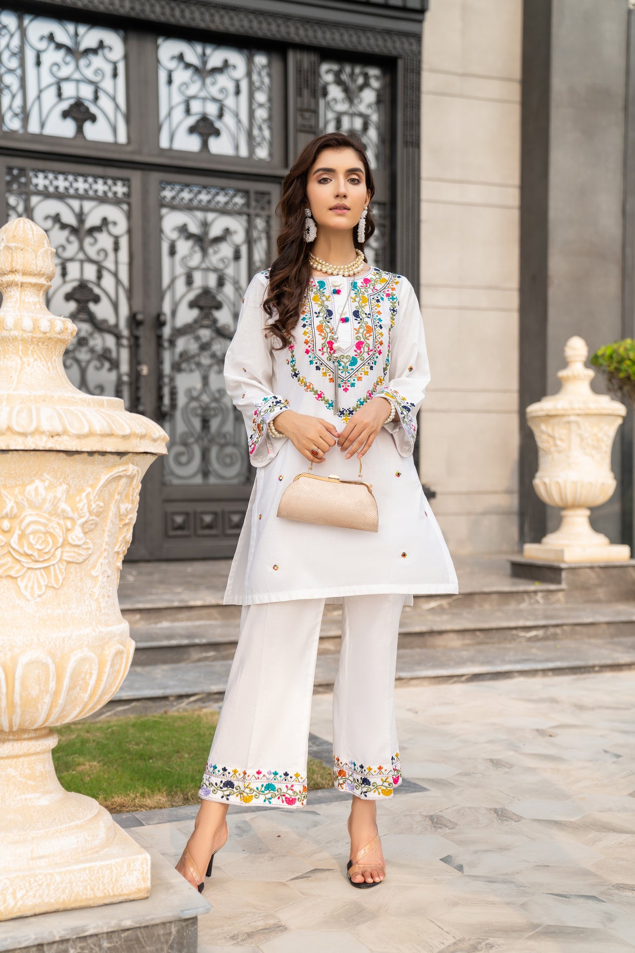 ZAIWA Ready to Wear Enchanting Collection 18