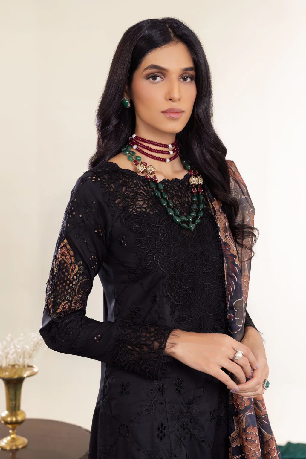 Iznik Aashiaan Festive Lawn Daisha 10