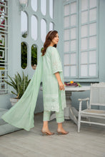 Noorma Kamal ChikanKari Lawn 01