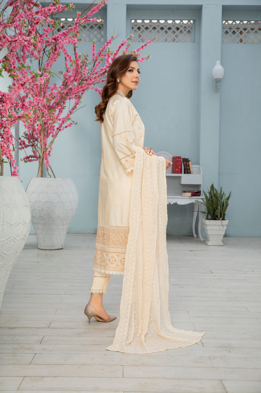 Noorma Kamal ChikanKari Lawn 10