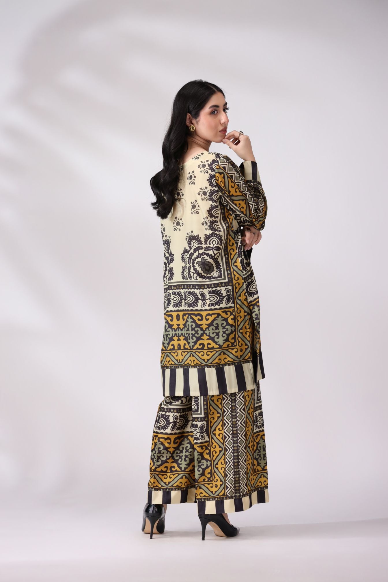 Bold & Elegant Crepe Silk Co-ord Set | Lush Drapes by Mohagni LDM2