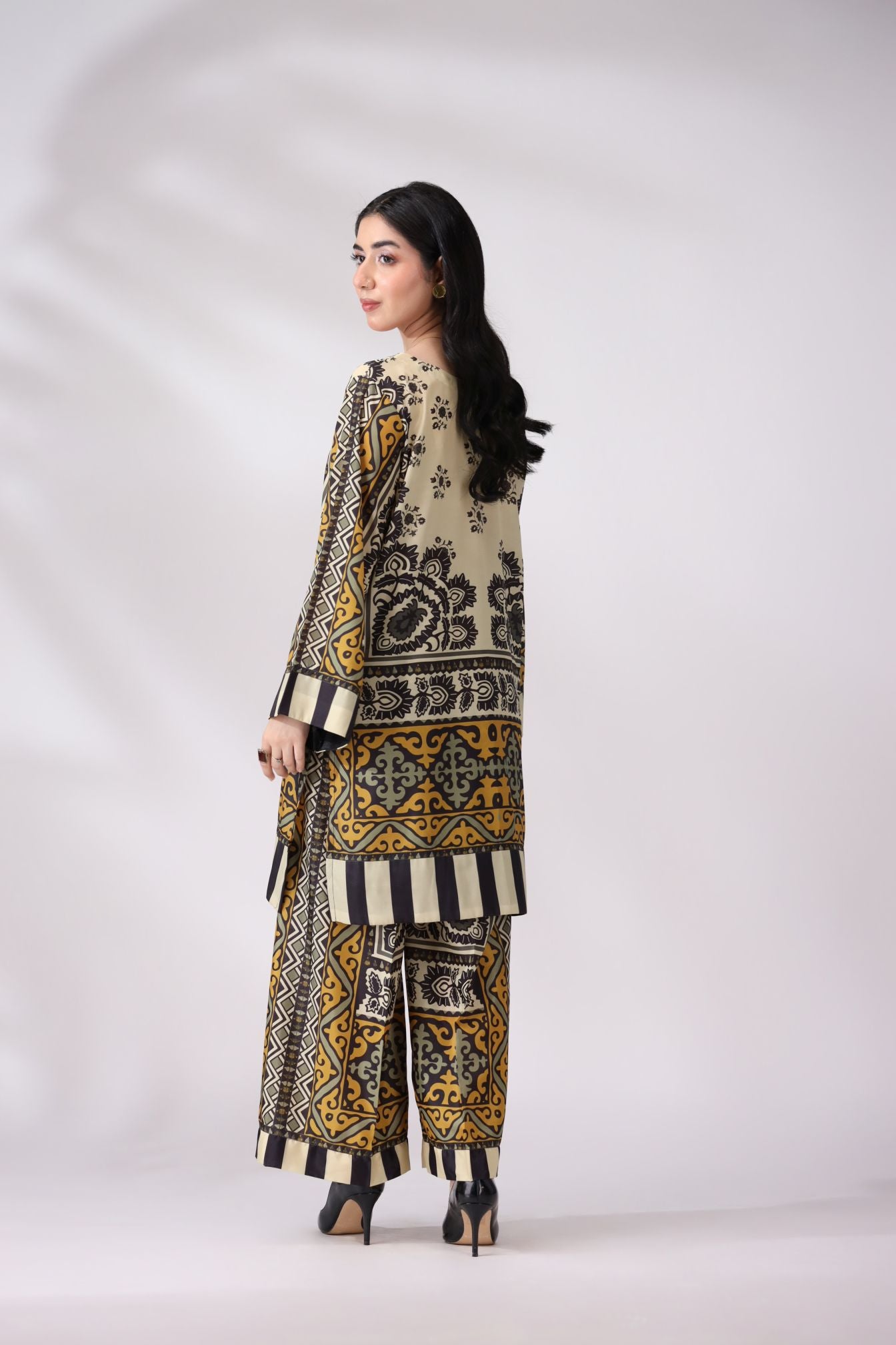 Bold & Elegant Crepe Silk Co-ord Set | Lush Drapes by Mohagni LDM2