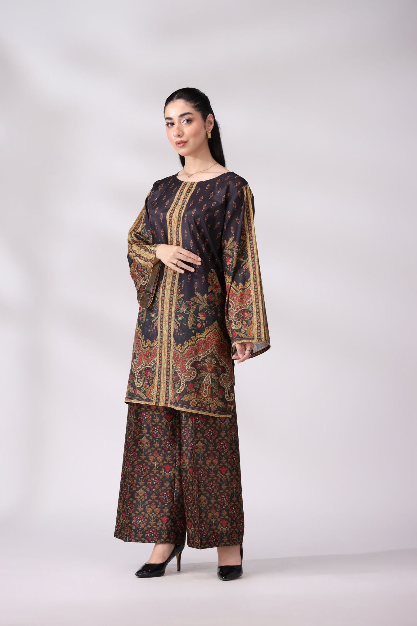 Luxe Black & Gold Crepe Silk Co-ord Set | Lush Drapes by Mohagni LDM3