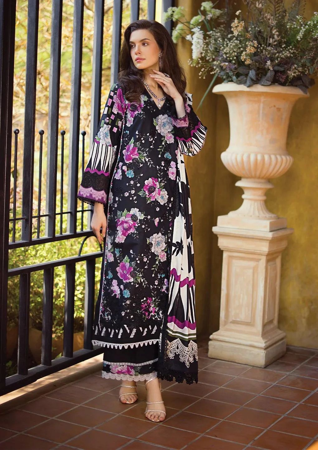 ELAF Chikankari Lawn DARIEN ECT-02B