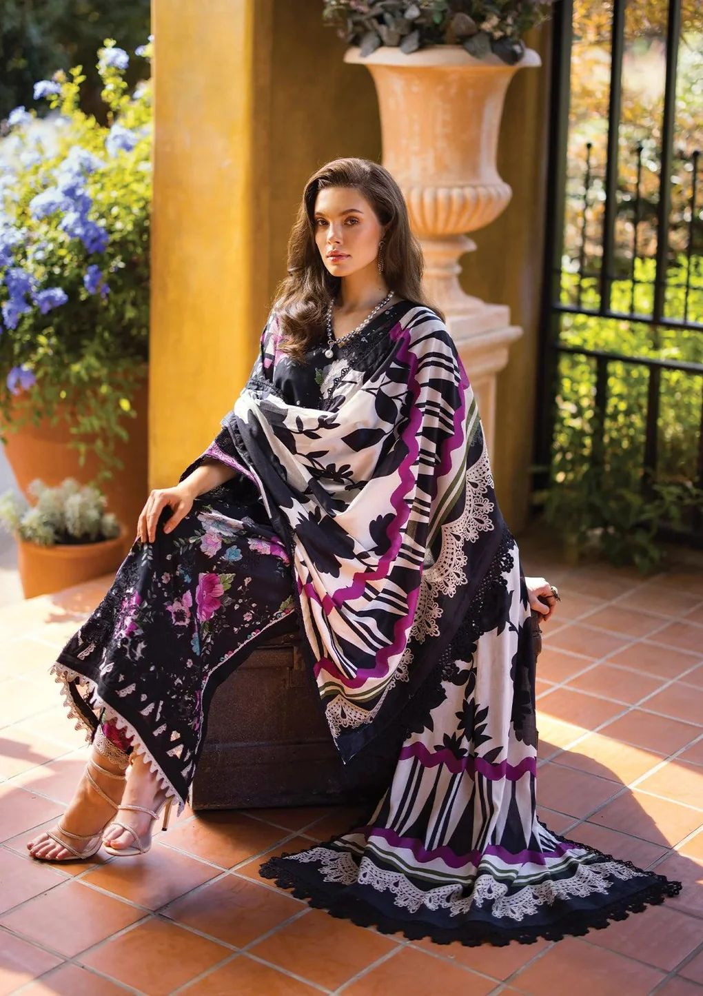 ELAF Chikankari Lawn DARIEN ECT-02B