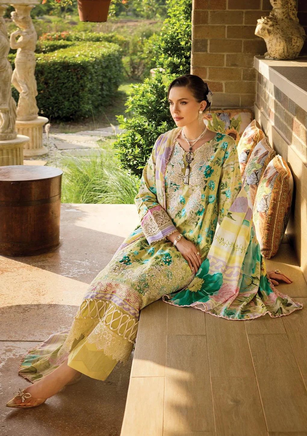 ELAF Chikankari Lawn MISTY SERENADE ECT-06B