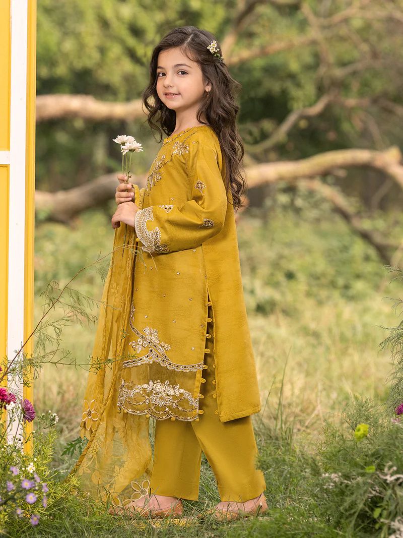 Hania’s Eid Twinning Charm by Mona – Mustard Chikankari Jacquard HEC8