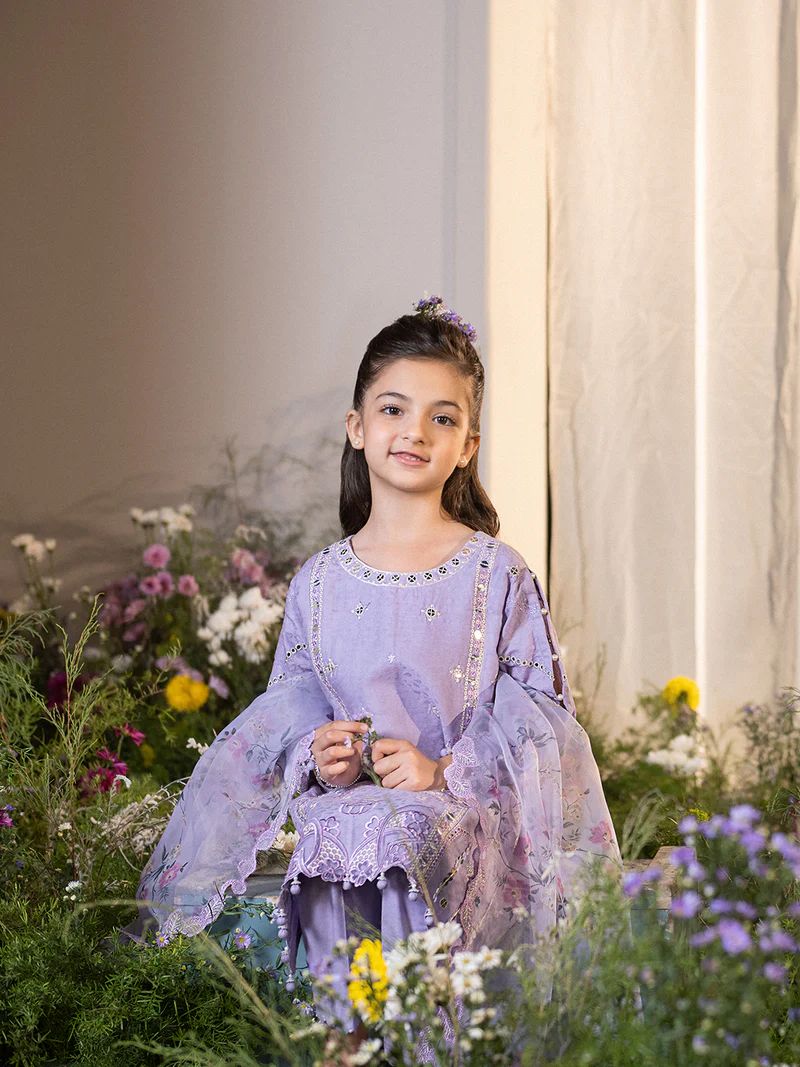 Hania’s Eid Twinning Charm by Mona – Lavender Chikankari Jacquard HEC10