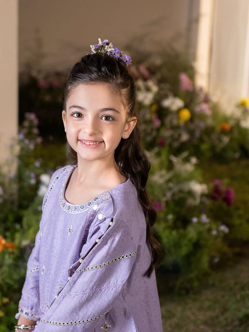 Hania’s Eid Twinning Charm by Mona – Lavender Chikankari Jacquard HEC10