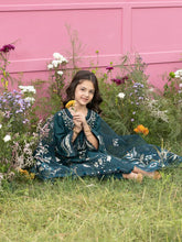 Hania’s Eid Twinning Charm by Mona – Emerald Chikankari Jacquard HEC13