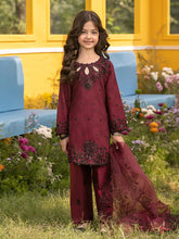 Hania’s Eid Twinning Charm by Mona – Berry Chikankari Jacquard HEC15