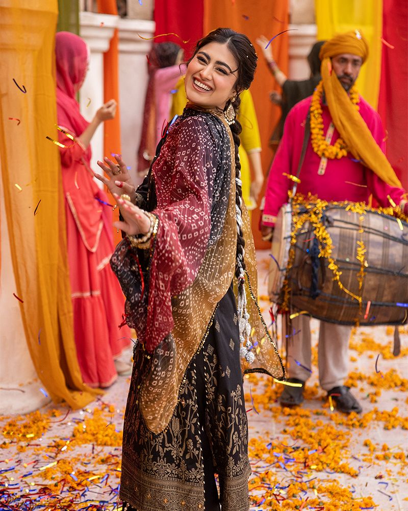 Zeenat-e-Eid Jacquard Lawn Collection by Mona MZE4