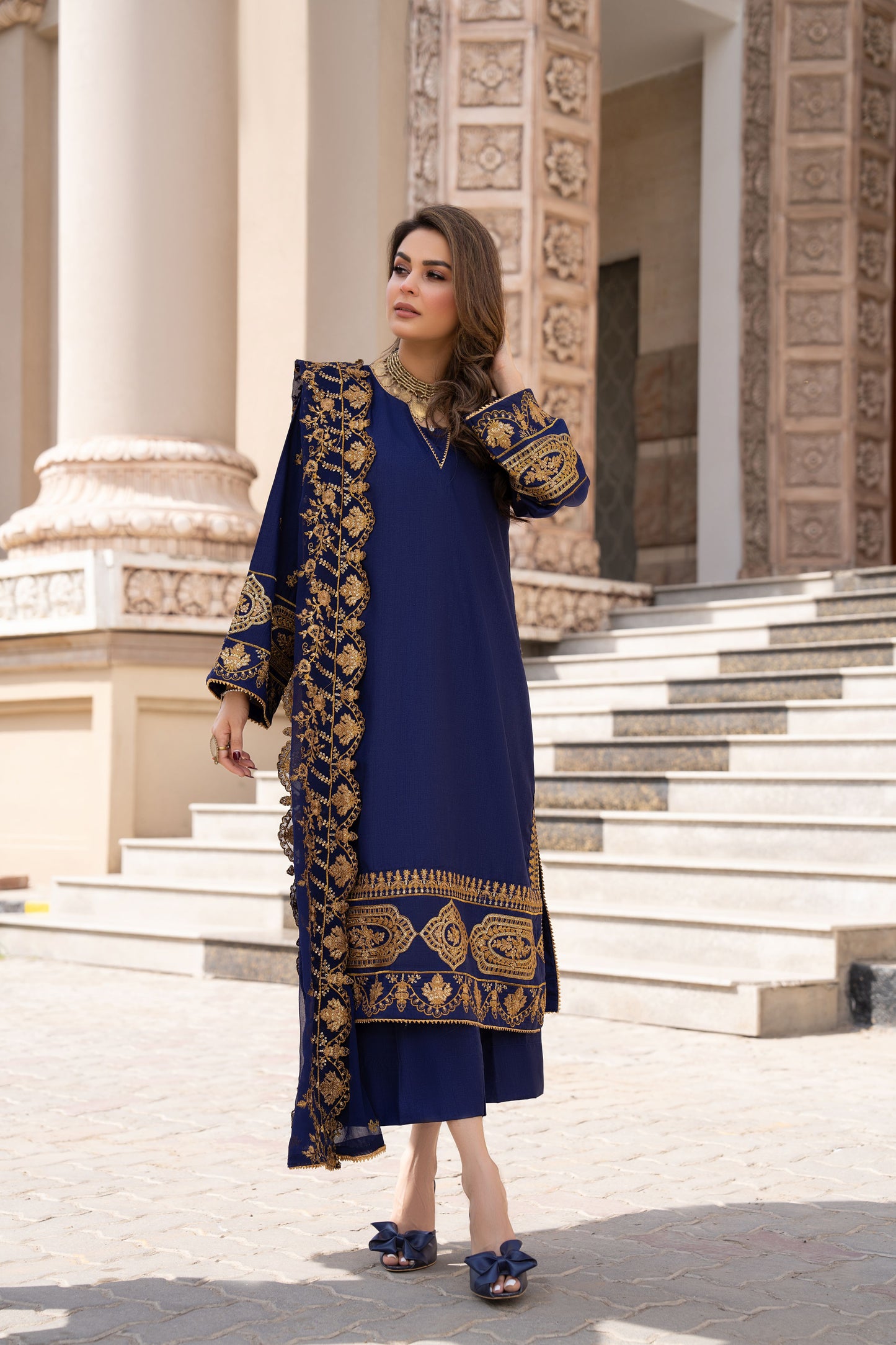 3pc Ready to Wear Raw Silk Dress by Gul Warun GRS19