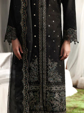 Hania’s Eid Twinning Charm by Mona – Black Chikankari Jacquard Sharara Suit HEC9