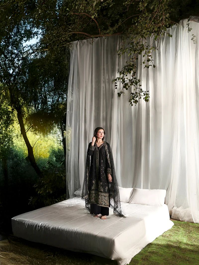 Hania’s Eid Twinning Charm by Mona – Black Chikankari Jacquard Sharara Suit HEC9