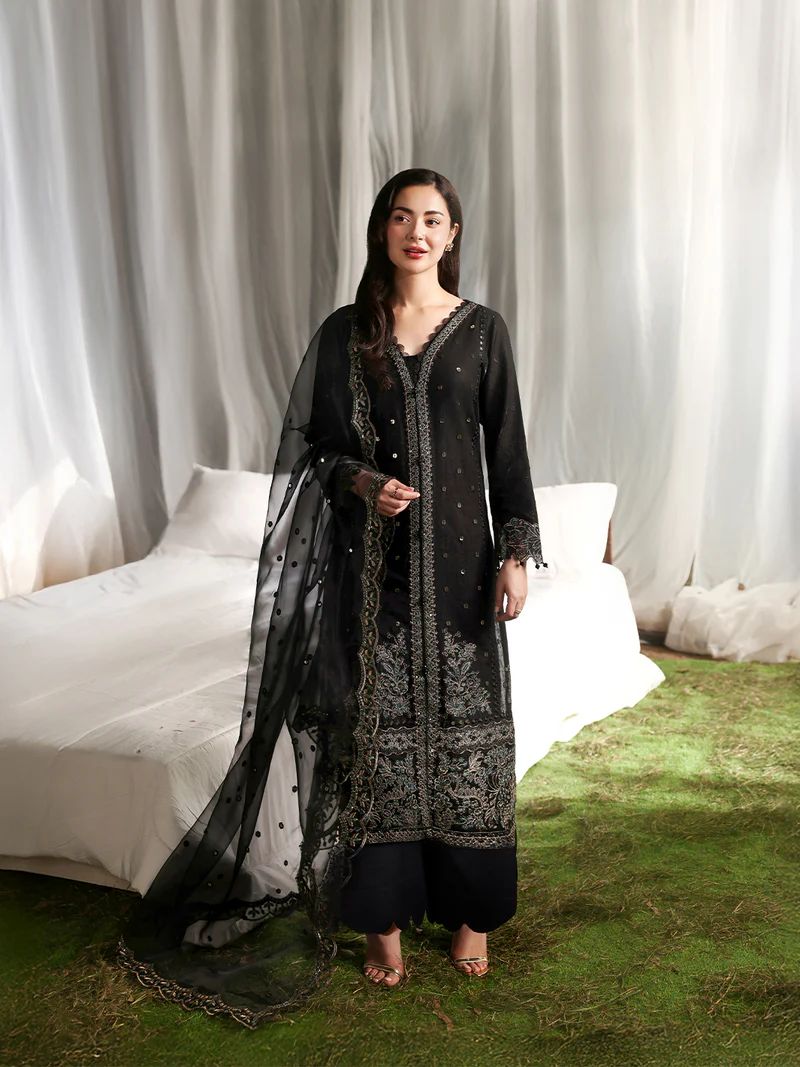 Hania’s Eid Twinning Charm by Mona – Black Chikankari Jacquard Sharara Suit HEC9