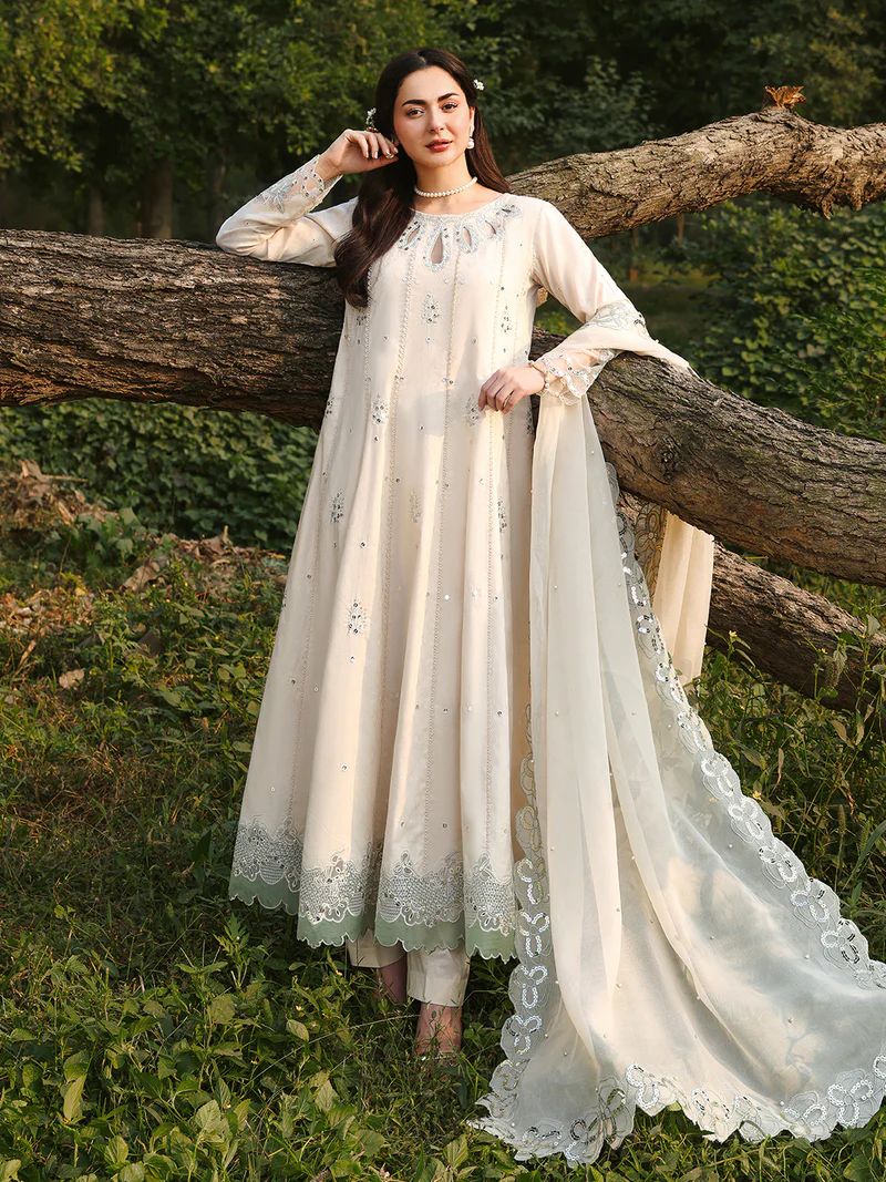 Hania’s Eid Twinning Charm by Mona – Ivory Chikankari Jacquard Maxi HEC12
