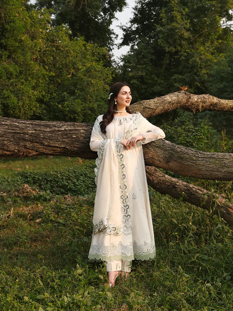 Hania’s Eid Twinning Charm by Mona – Ivory Chikankari Jacquard Maxi HEC12