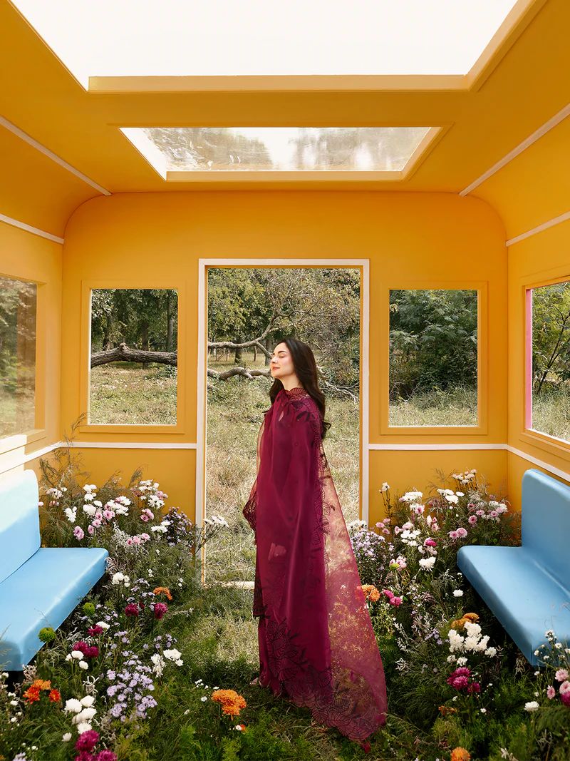 Hania’s Eid Twinning Charm by Mona – Berry Chikankari Jacquard HEC15