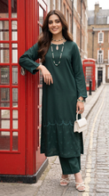 Miski Winter Essentials 2pc Dark Green Embroidered Linen Suit – MWE1